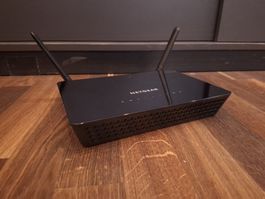 Netgear AC1200 Smart WiFi Router R6220