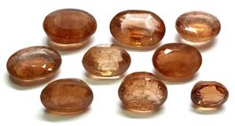 Lot 100.20 ct - 9x Topazes Impériales CERTIFICAT 4'000.- Fr