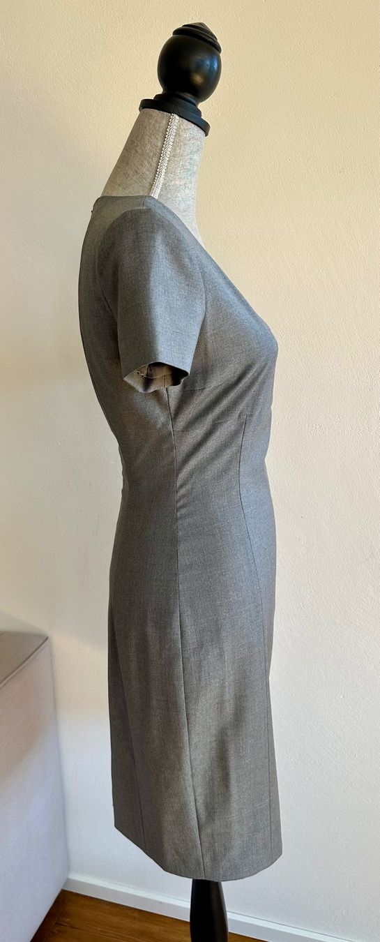 Vestiti: NWOT Joseph Grey Wool Mini Dress Size 38 – Nuovo (secondo la descrizione) da Trin venduto da kat_pmj8 2