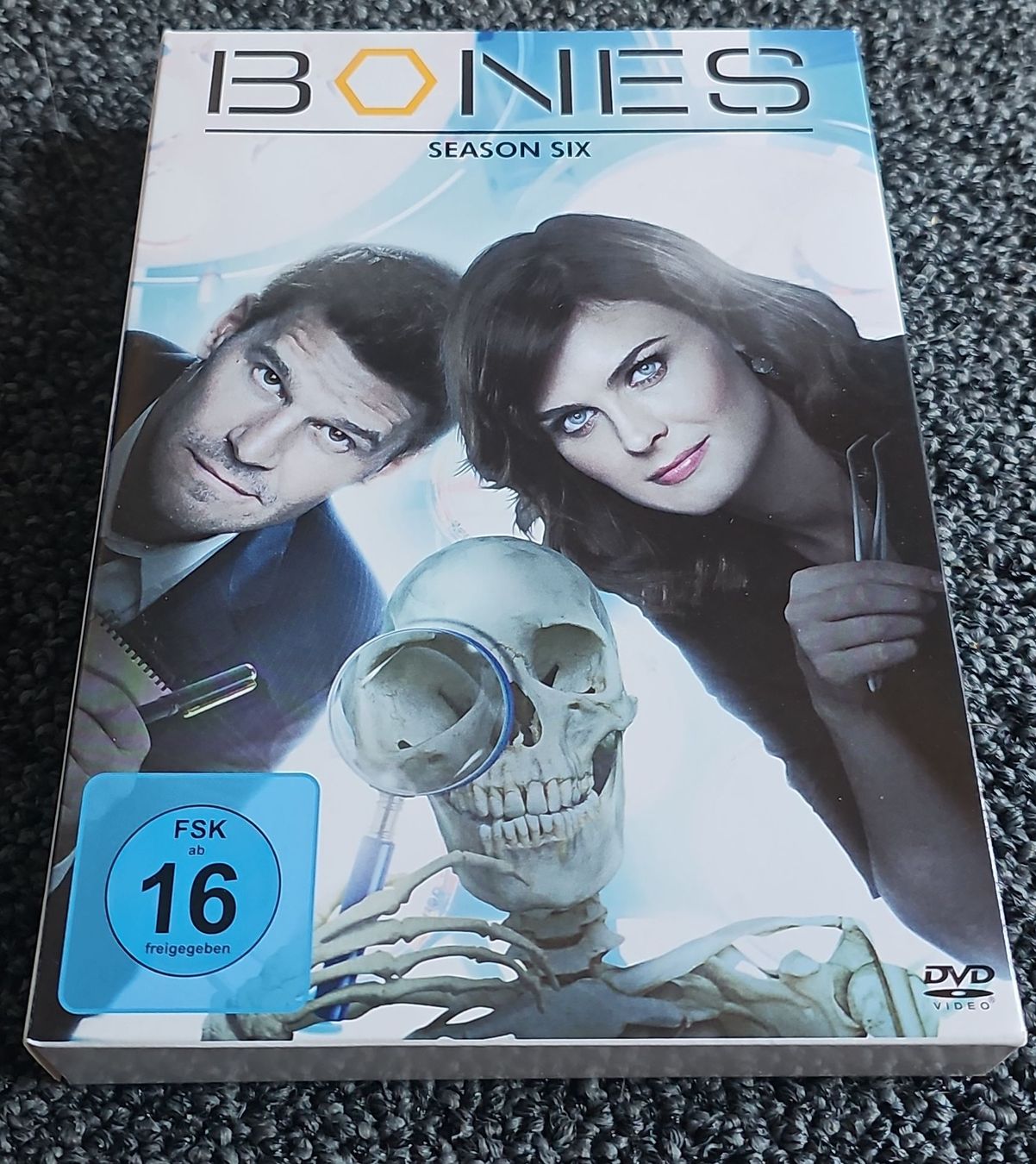 Alle DVDs: Bones - Die Knochenjägerin - Staffel 6  – Gebraucht aus Ruswil von jan_bxl5