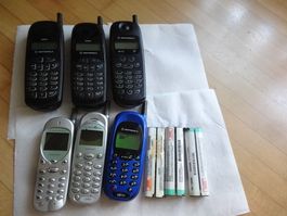 6STK MOTOROLA ANTIK HANDY,OHNE CHARGER,NICHT TESTED-NO WORK
