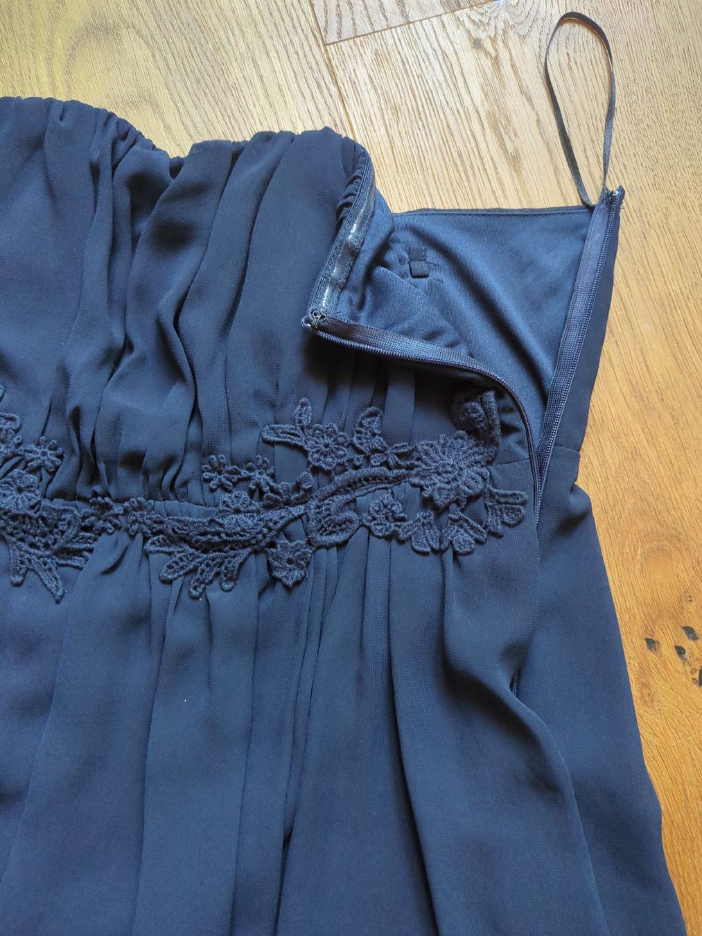 Vila Kleider: Kleid dunkelblau Grösse M – Gebraucht aus Wald ZH von cha_9z6l 2