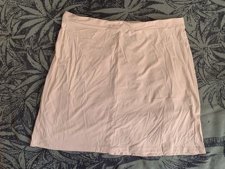 Sous-Jupe couleur chaire Monoprix taille M l