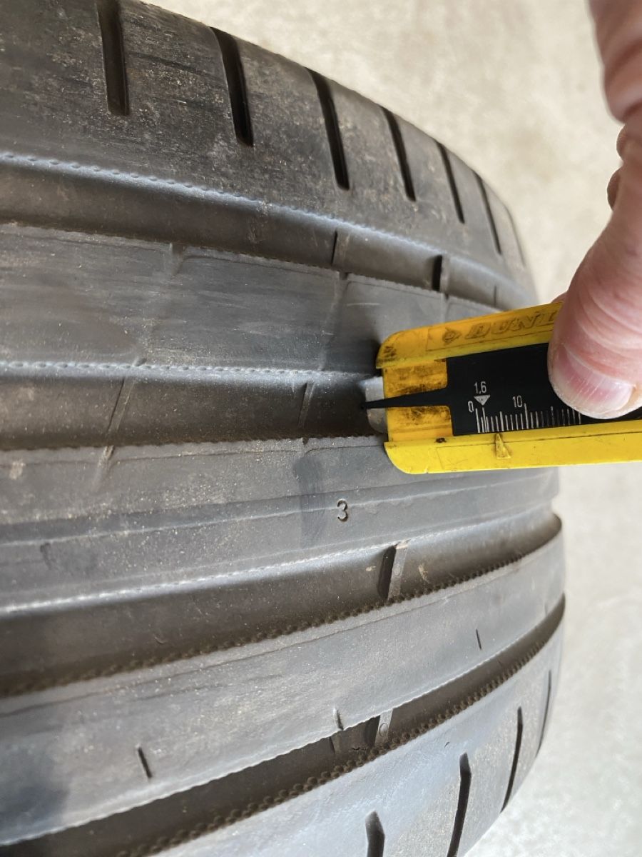 Pneus & Roues: 4 Nokian 225/45 17 91Y – D'occasion à Bevaix par Aschnei1 3