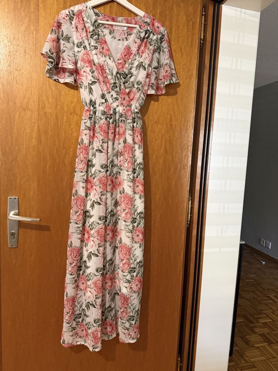 Vestiti: Robe longue KAYLA à fleurs imprimées – Nuovo (secondo la descrizione) da Tolochenaz venduto da Izzy_Lyyy