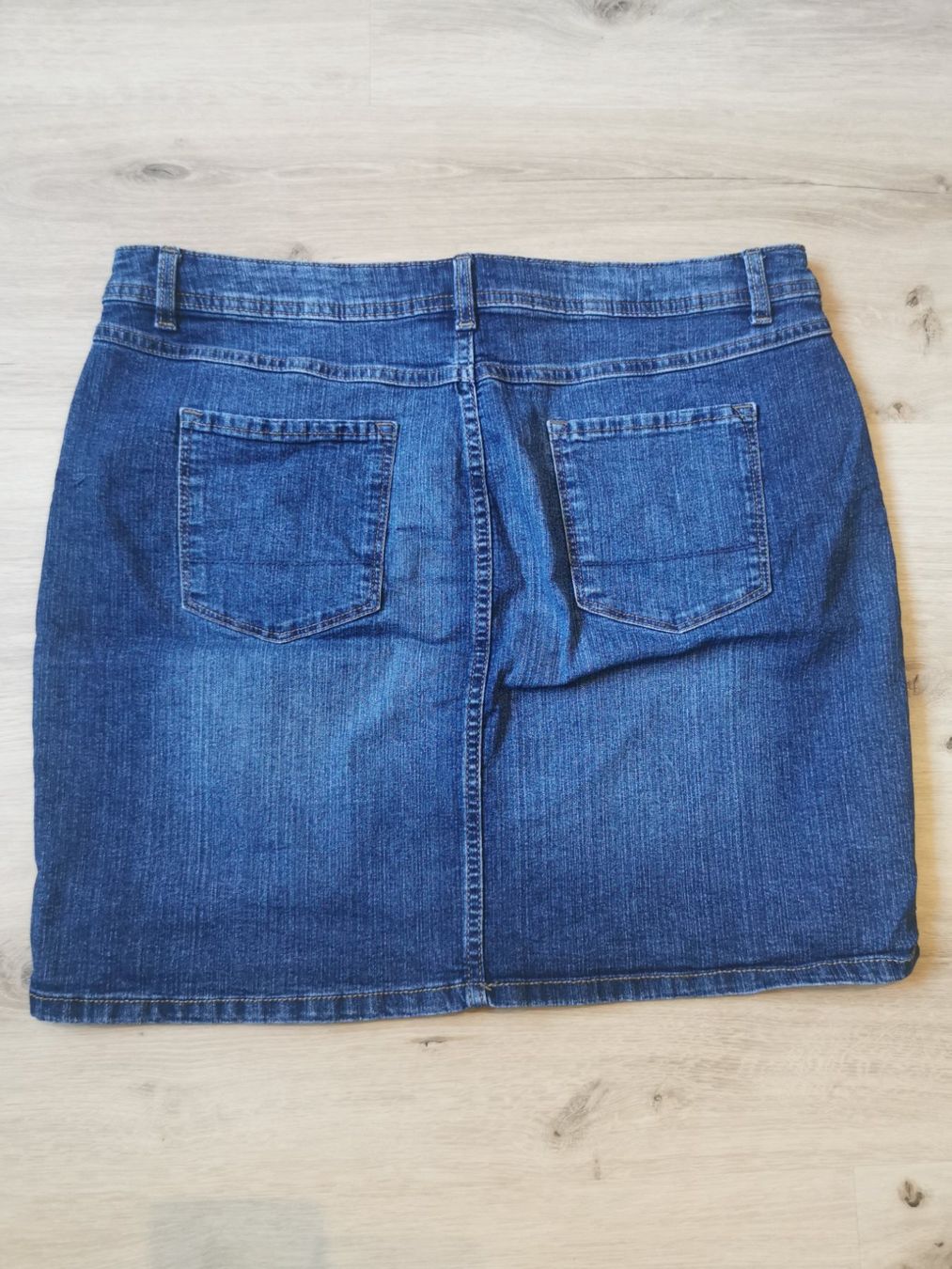 C&A Gonne: Damen Jeanrock Knielang – Usato da Grosswangen venduto da Weidhof6 1