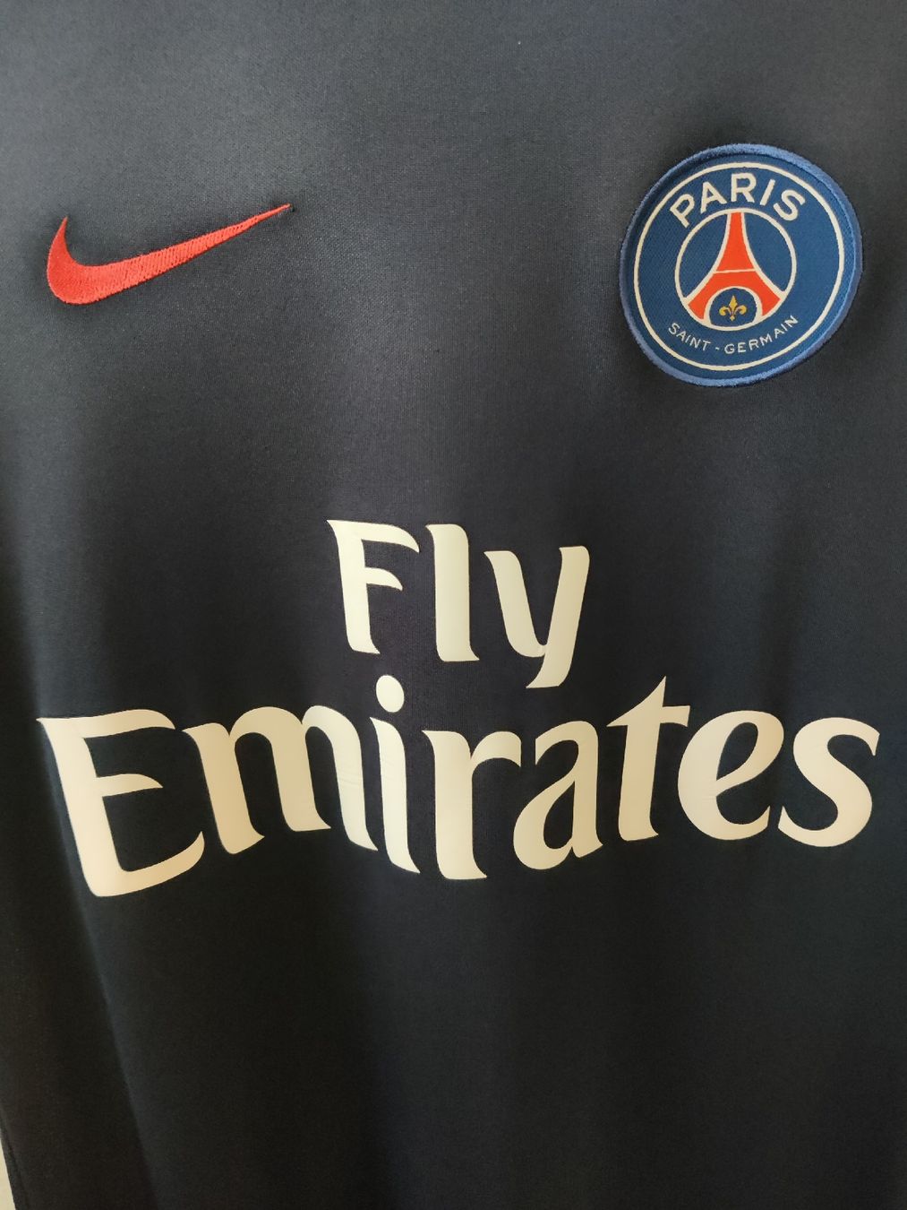 Nike Canottiere & Pantaloni: Paris Saint-Germain 2017/18 Trainingstrikot (S) – Usato da Basel venduto da Ringolero 2