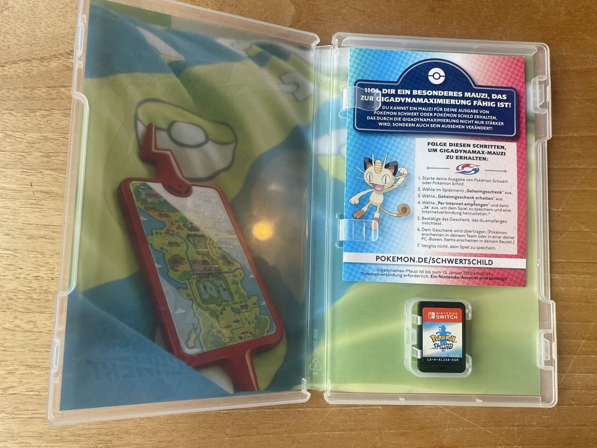 Nintendo Giochi: Pokémon Schwert Nintendo Switch Videospiel  – Usato da St. Gallen venduto da steffi1008 3