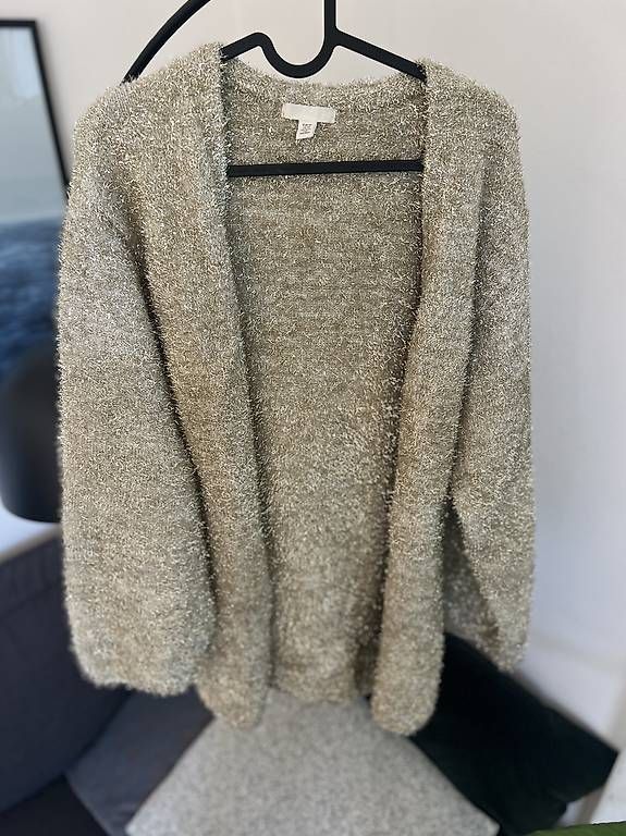 Giacche: Glitzer Jäckchen Strickjacke Gr. XS/S/M – Usato da Zürich venduto da Jullaa