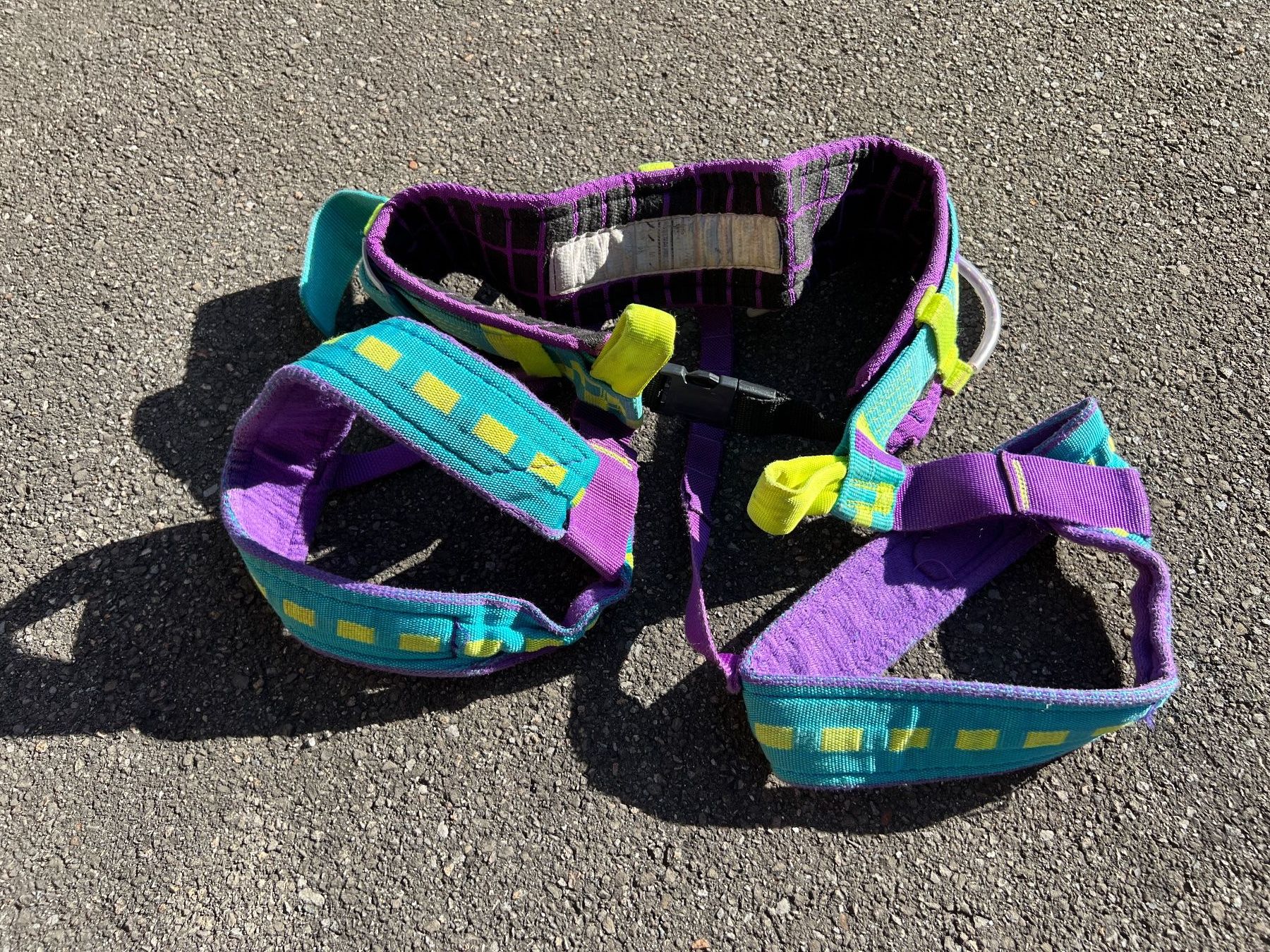 Petzl Attrezzatura da arrampicata: Klettergurt Petzl Grösse M – Usato da Brunnen venduto da Bonitoman