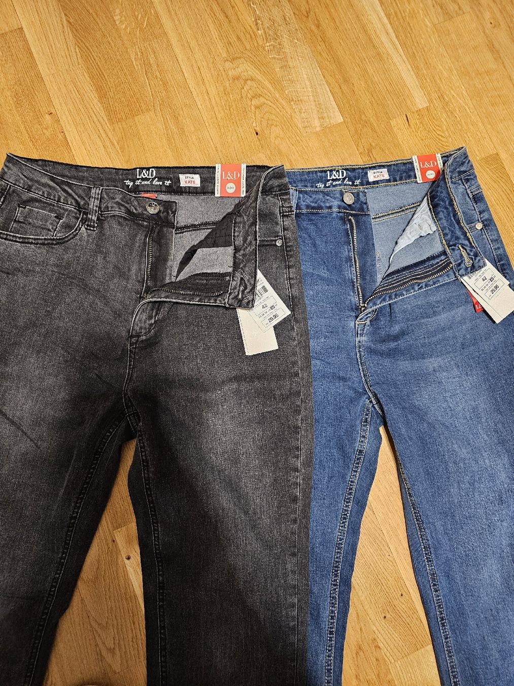 Jeans: Lot de 2 jeans neufs taille 42 – Neu und originalverpackt aus Bulle von Diamant.15 3