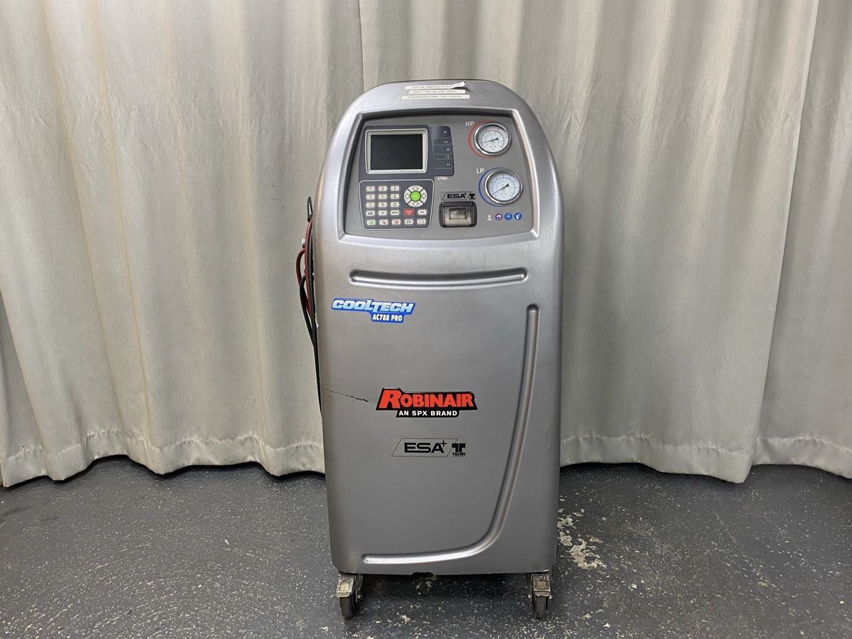 Tutti gli attrezzi: Klimaservicegerät Robinair Cooltech AC788 Pro – Usato da Hägglingen venduto da kar_v9qf