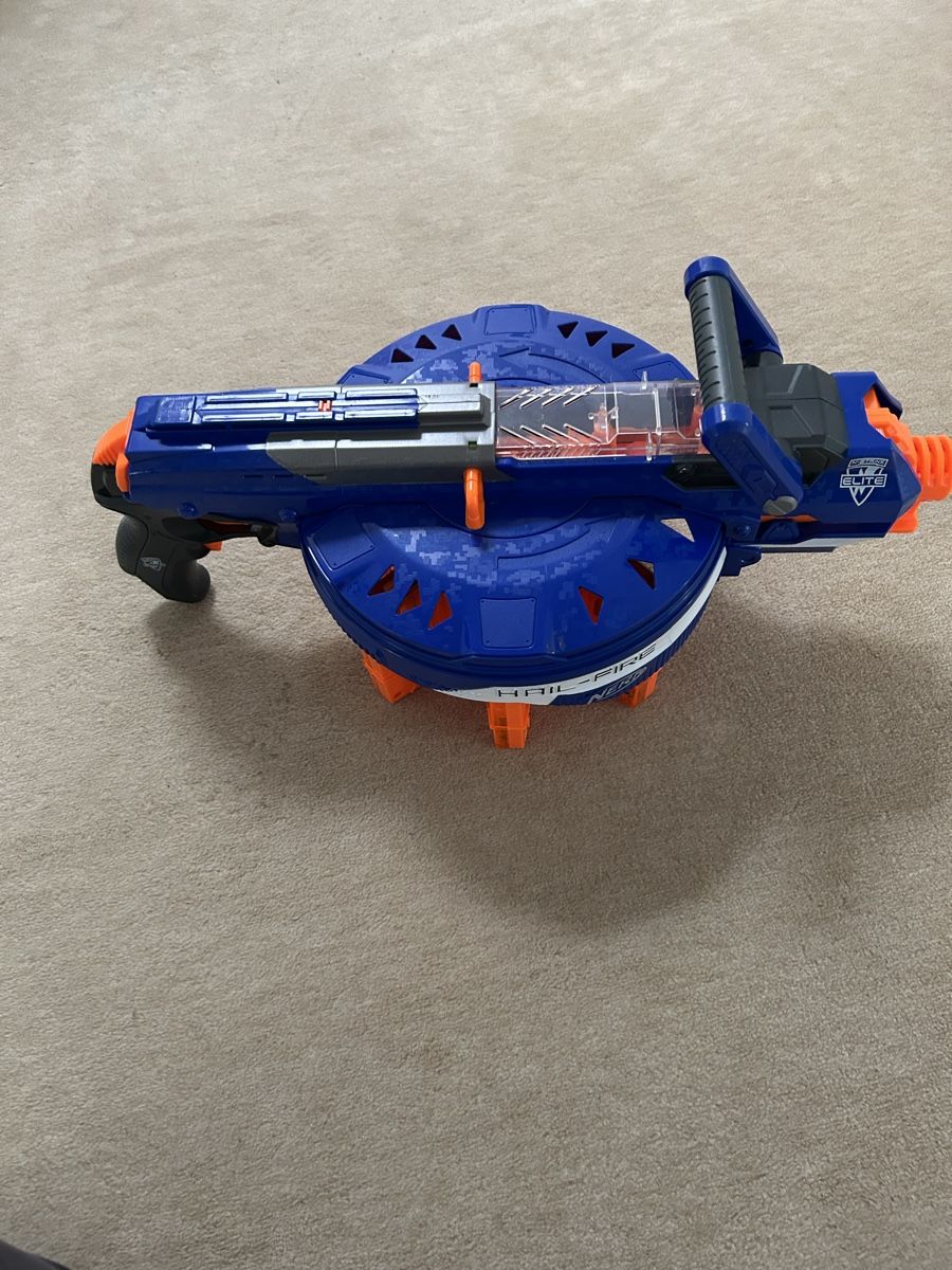Nerf Giocattoli: Set Nerf N-Strike Elite Hail Gun – Usato da Brüttisellen venduto da mirrinha 1