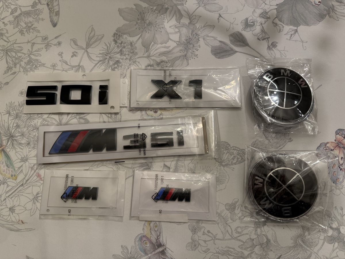 BMW Plaketten & Abzeichen: BMW Embleme Schwarz – Neu und originalverpackt aus eglisau von schmied1992