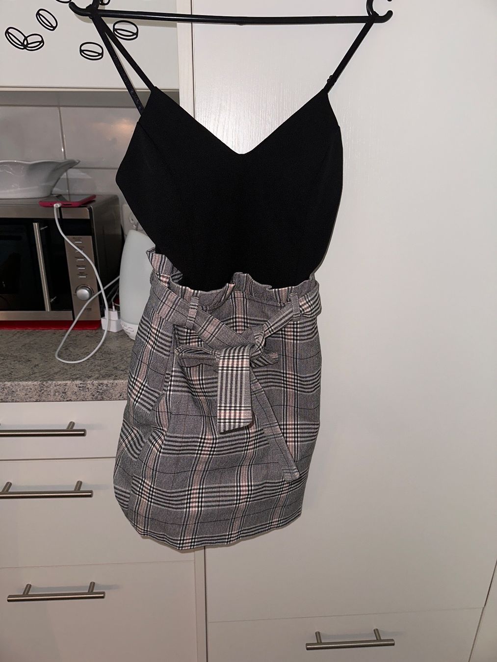 Kleider: DAMEN KLEID GRÖSSE ONE SIZE – Gebraucht aus Basel von ros_gw5v
