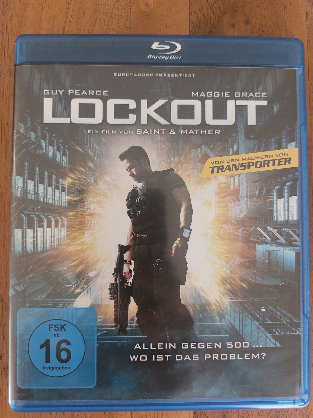 Tutti i DVDs: Blu Ray - Lockout mit Guy Pierce – Usato da Rheinfelden venduto da FilmAuktion