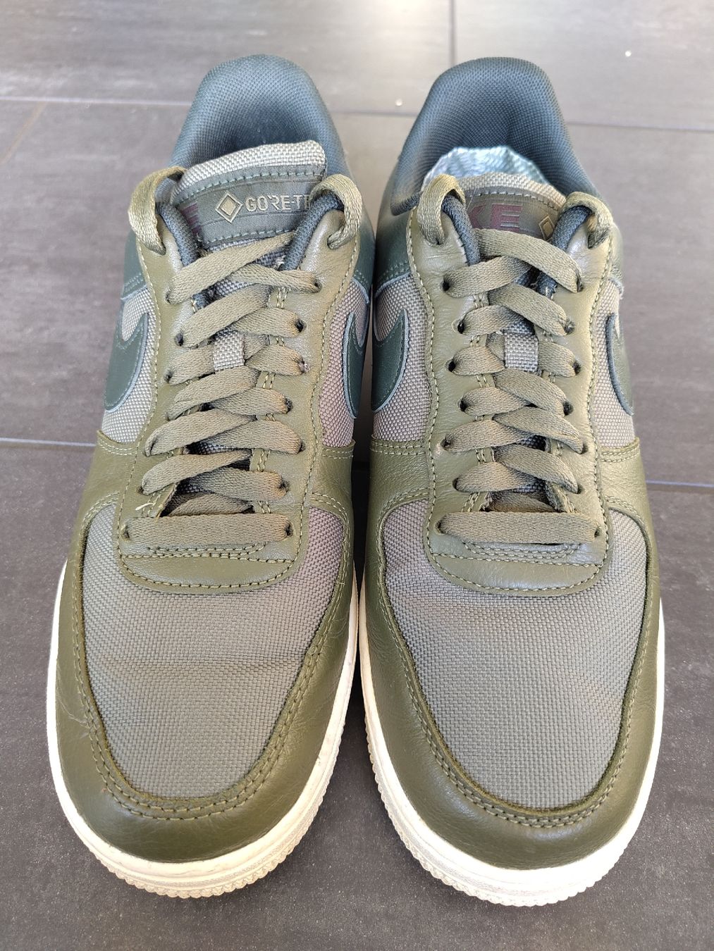 Nike Scarpe da uomo: Nike Air Force 1 GTX GR. 41 – Usato da Pfäffikon ZH venduto da worthced 1