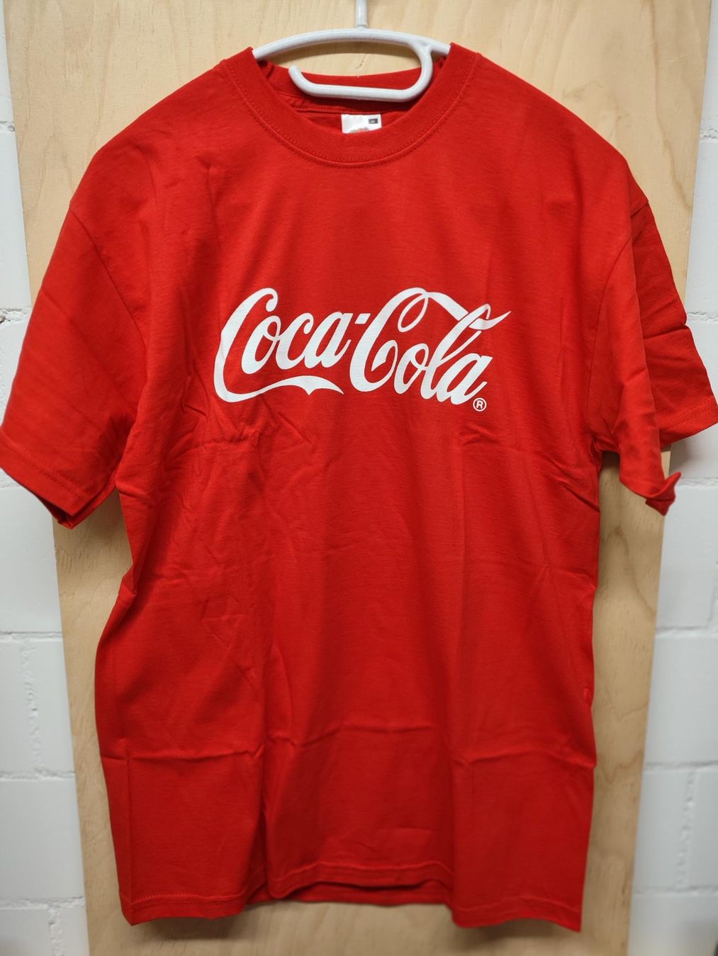 T-shirt: Coca-Cola T-Shirt - Grösse L – Nuovo e nell'imballaggio originale da Pfäffikon ZH venduto da Colacity