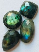 Cabochon Set L-5567 – 4 Stück Labradorit facettiert 51 Karat