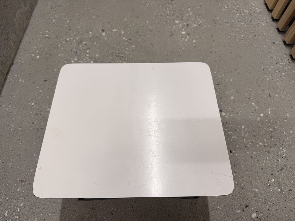 Nachttische: Vitra - Eames Occasional Table Side Table Wood Metal Wire – Gebraucht aus Männedorf von iza04 7