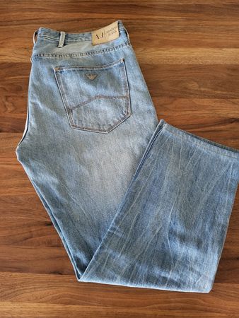 ARMANI JEANS