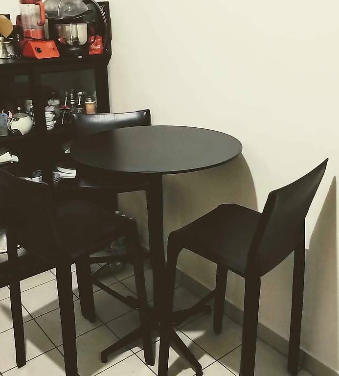 Tische: Table bistro VITRA – Gebraucht aus Thônex von Louisaben1