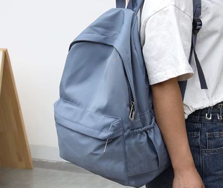Sac à dos bleu clair idéal pour l'école