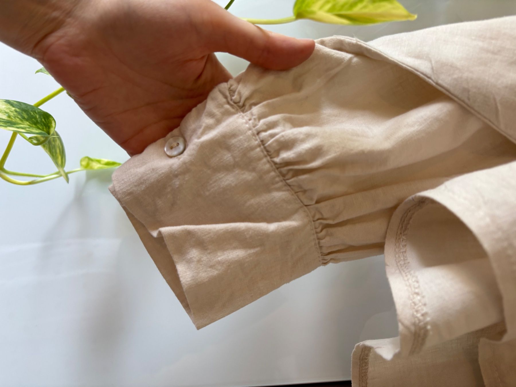 Chemisiers: Beige Bluse – D'occasion à Zürich par missmodernage 3