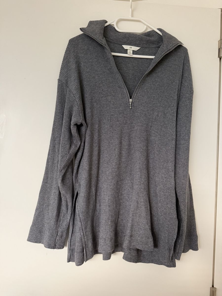 H&M Lotti di vestiti: Lots pulls H&M gris – Usato da Monthey venduto da sen_6ckr 7