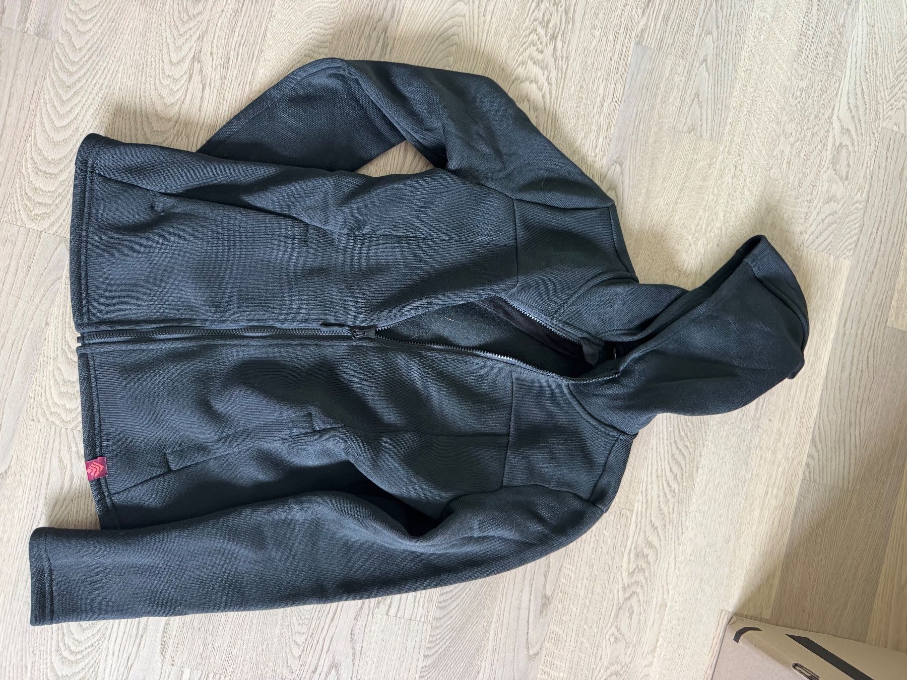 Warmes Damen Winterjäckchen S (Gebraucht) in Binningen für CHF