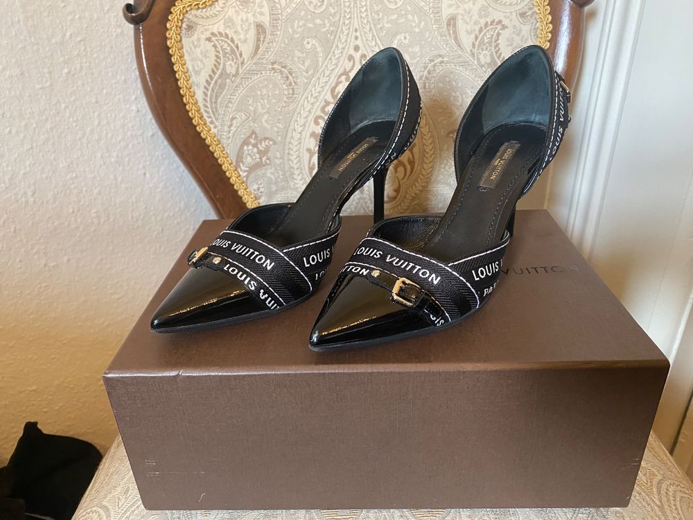 Classic louis hot sale vuitton heels