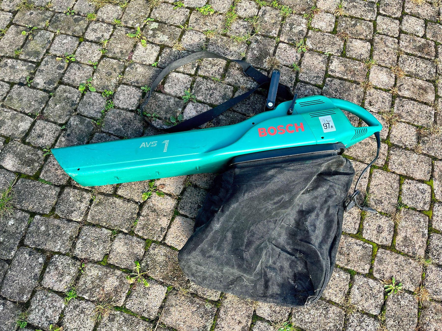 Bosch Laubbläser & Laubsauger: Laubbläser Bosch AVS 1 – Gebraucht aus Vilters von Brady