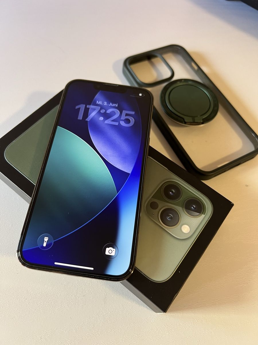 Apple Telefoni cellulari / Smartphones: iPhone 13 Pro 128GB Alpine Green Ideal – Usato da Adliswil venduto da Pacifoll