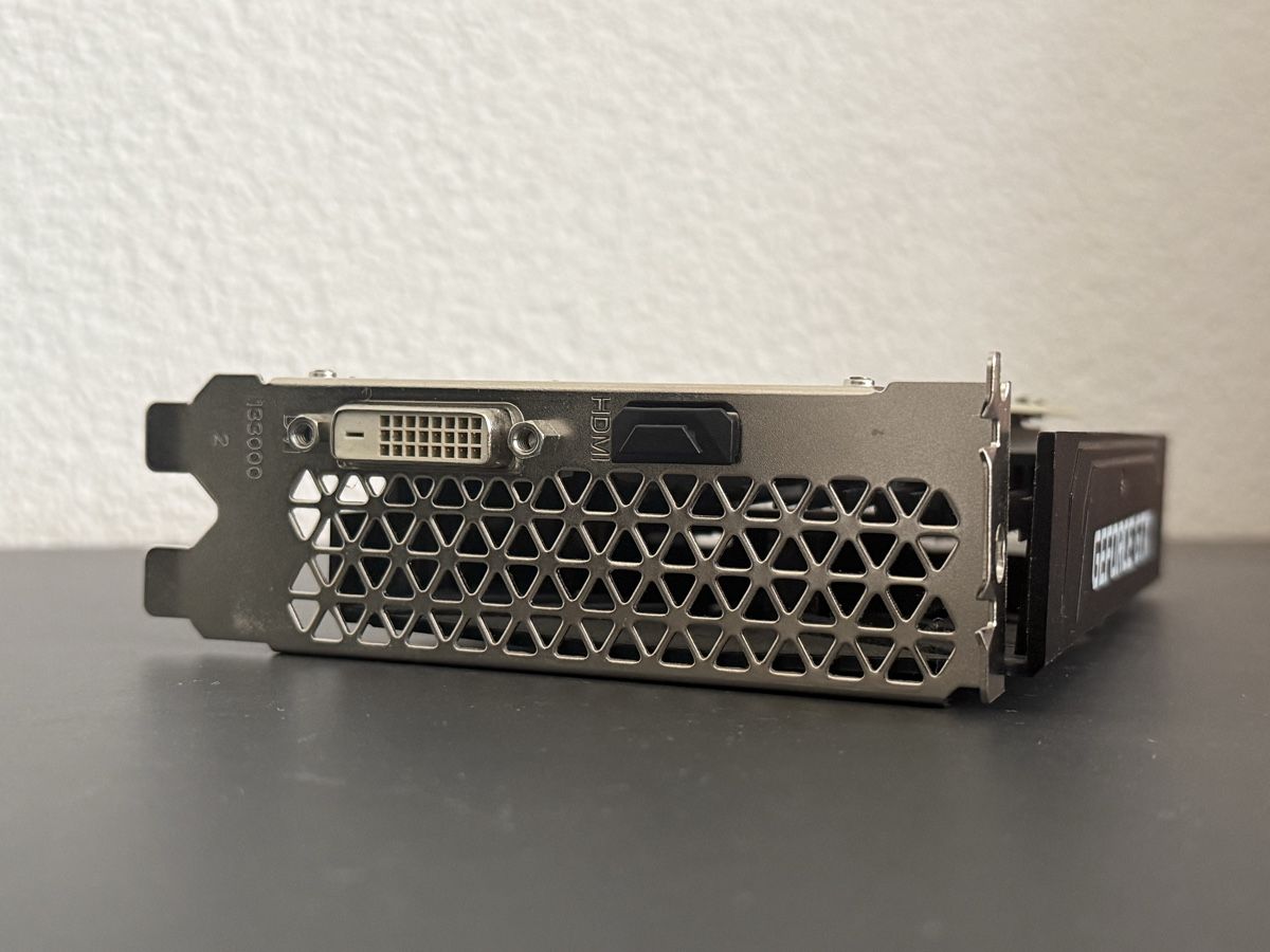 Nvidia Schede grafiche: Carte graphique NVIDIA GeForce GTX 1650  – Nuovo (secondo la descrizione) da La Chaux-de-Fonds venduto da 4MG33 1