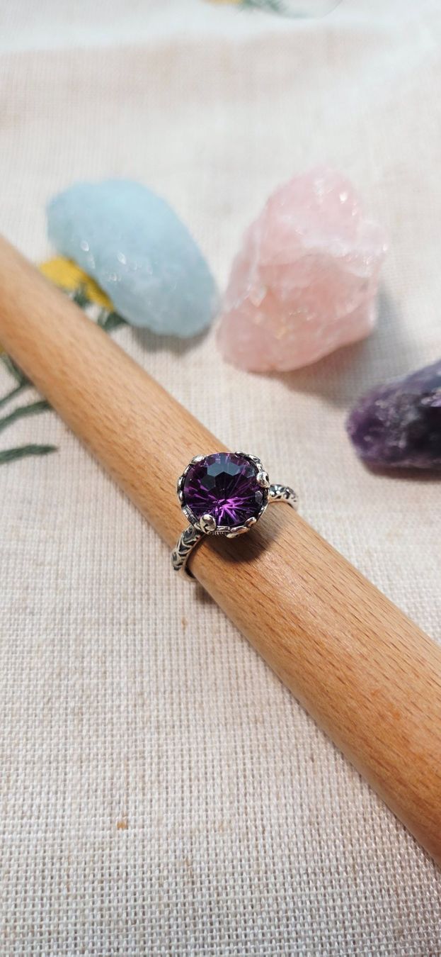 Anelli: NEW - S925 Amethyst Ring (Adjustable) – Nuovo (secondo la descrizione) da Zürich venduto da cin_wcf6 1