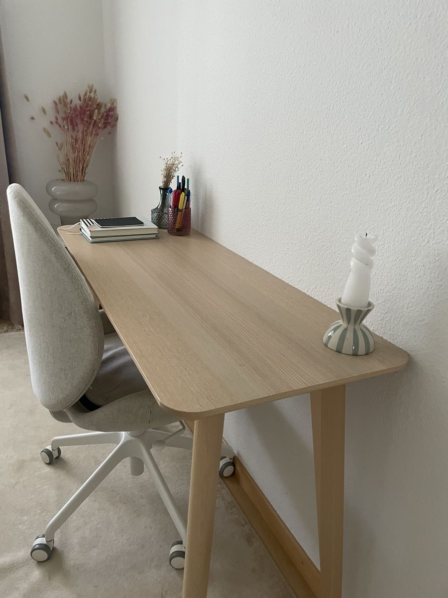 Schreibtische: IKEA Schreibtisch – Gebraucht aus Dietlikon von  1