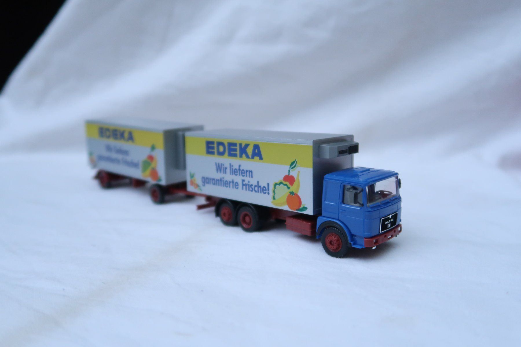 Herpa Modellini d'auto: Herpa MAN F8 Hängezug "EDEKA" – Nuovo (secondo la descrizione) da Muttenz venduto da Laeckerlihamschter 3