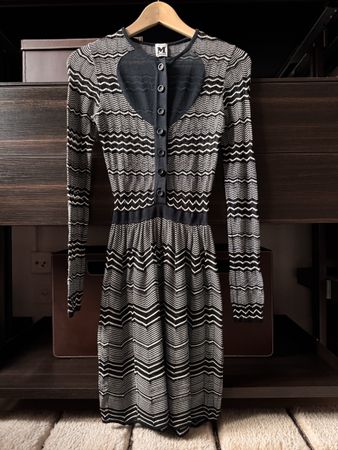 M Missoni Kleid gestreift schwarz/weiss Grösse 34
