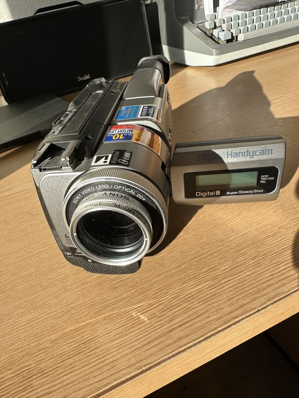 Sony Camcorder: Sony DCR-TRV110E Digital8 Camcorder – Gebraucht aus Zürich von akb_6c5b 2
