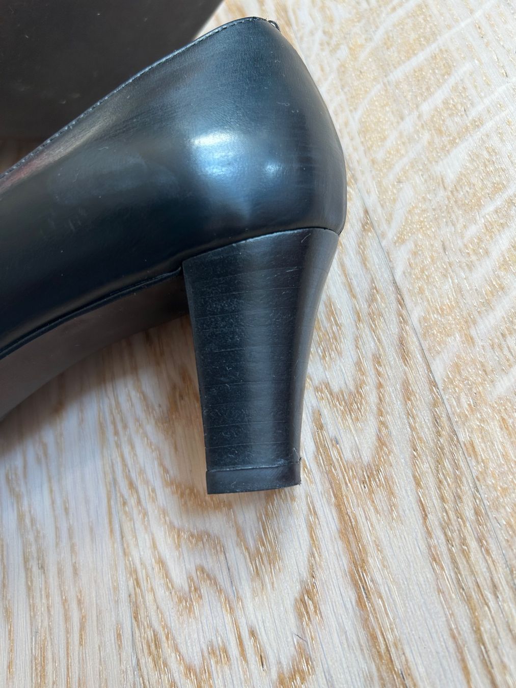Navyboot Scarpe da donna: Schöne Leder Navyboot Schuhe 38 – Usato da Muri AG venduto da Mkikus 3