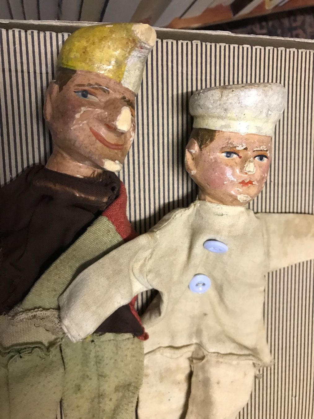 Puppen: Antike Kasperlifiguren aus Holz – Gebraucht aus Zürich von Danizh 1