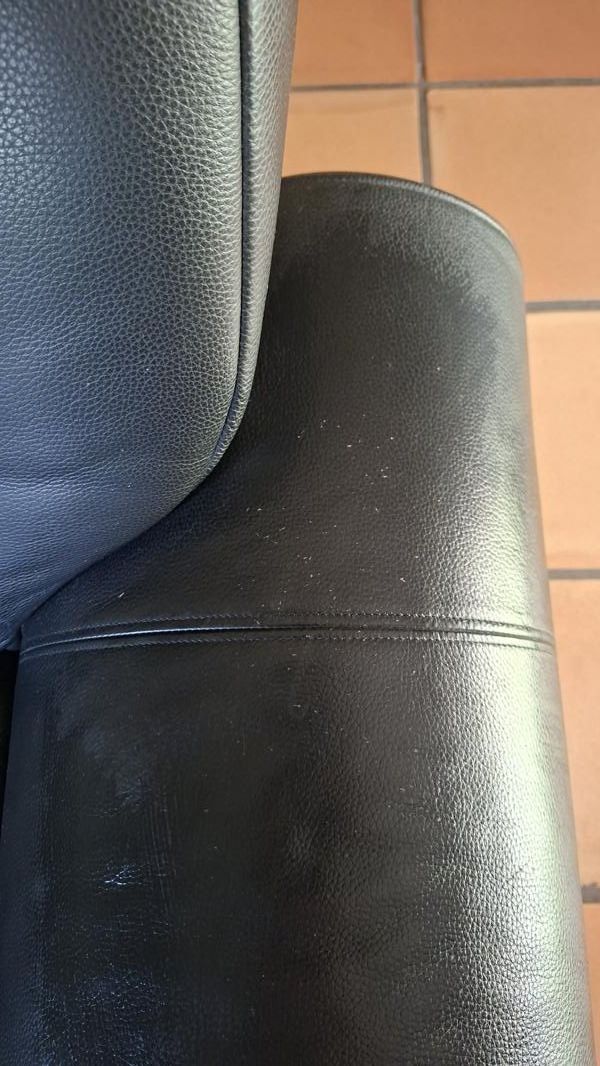 Rolf Benz Sofas: Rolf Benz Sofa 545 - Leder schwarz gebraucht – Gebraucht aus Hünenberg See von Five2twelve 5