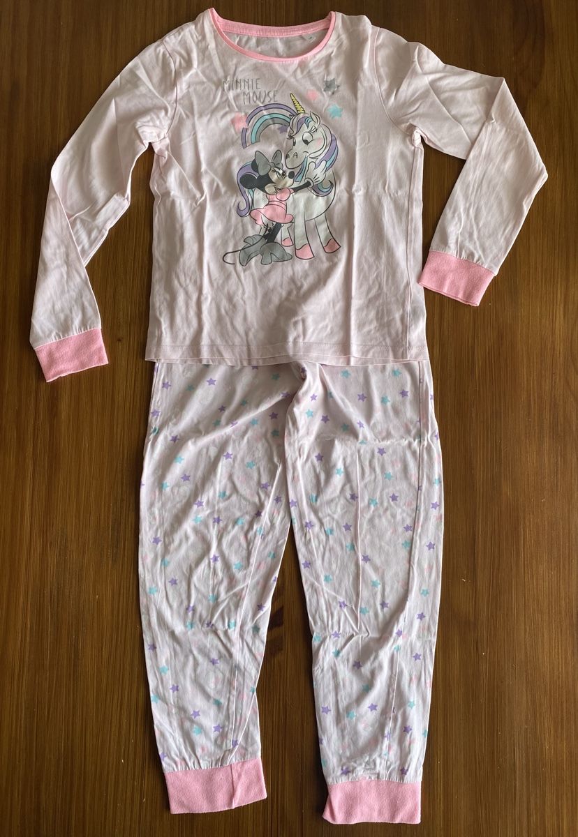 C&A Pigiama & Simili: Minnie Mouse/Einhorn Pyjama - Grösse 140 – Usato da Urdorf venduto da Bets4 1