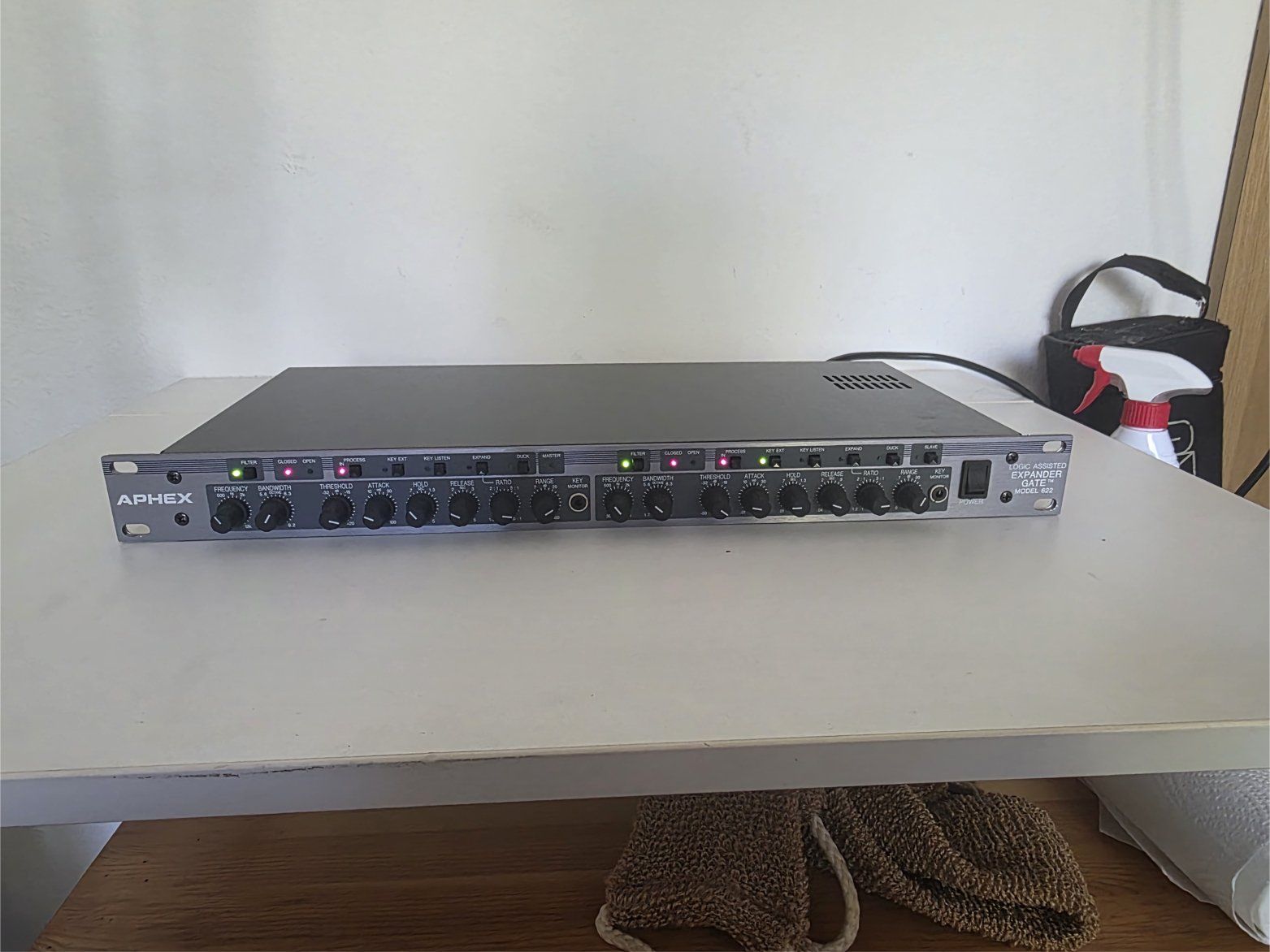 Platines de mixage: APHEX Expander-Gate Model 622 – D'occasion à Niederwangen BE par inf_gsh6