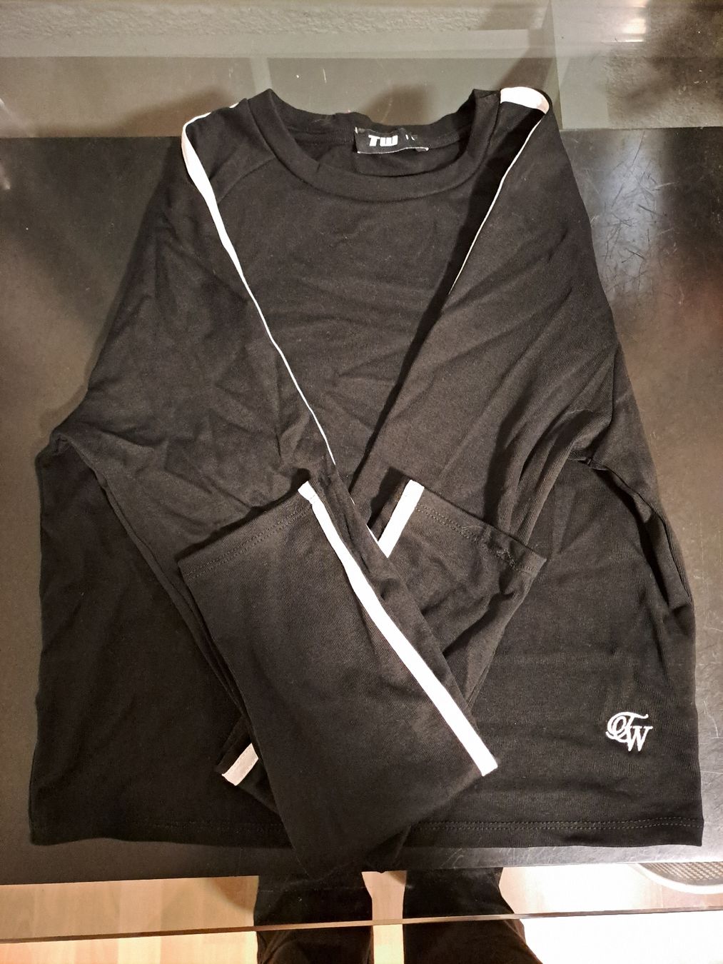 Maglioni & Felpe: Crop Pullover schwarz gr. M – Nuovo (secondo la descrizione) da Rothenburg venduto da 123odermatt 1