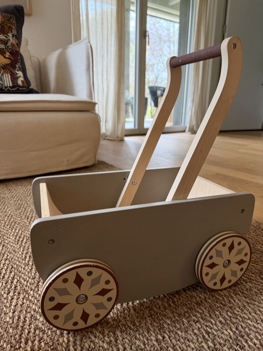 Konges Slojd Giocattoli: Lauflernwagen Konges Slojd – Usato da Muri AG venduto da enwtx 1