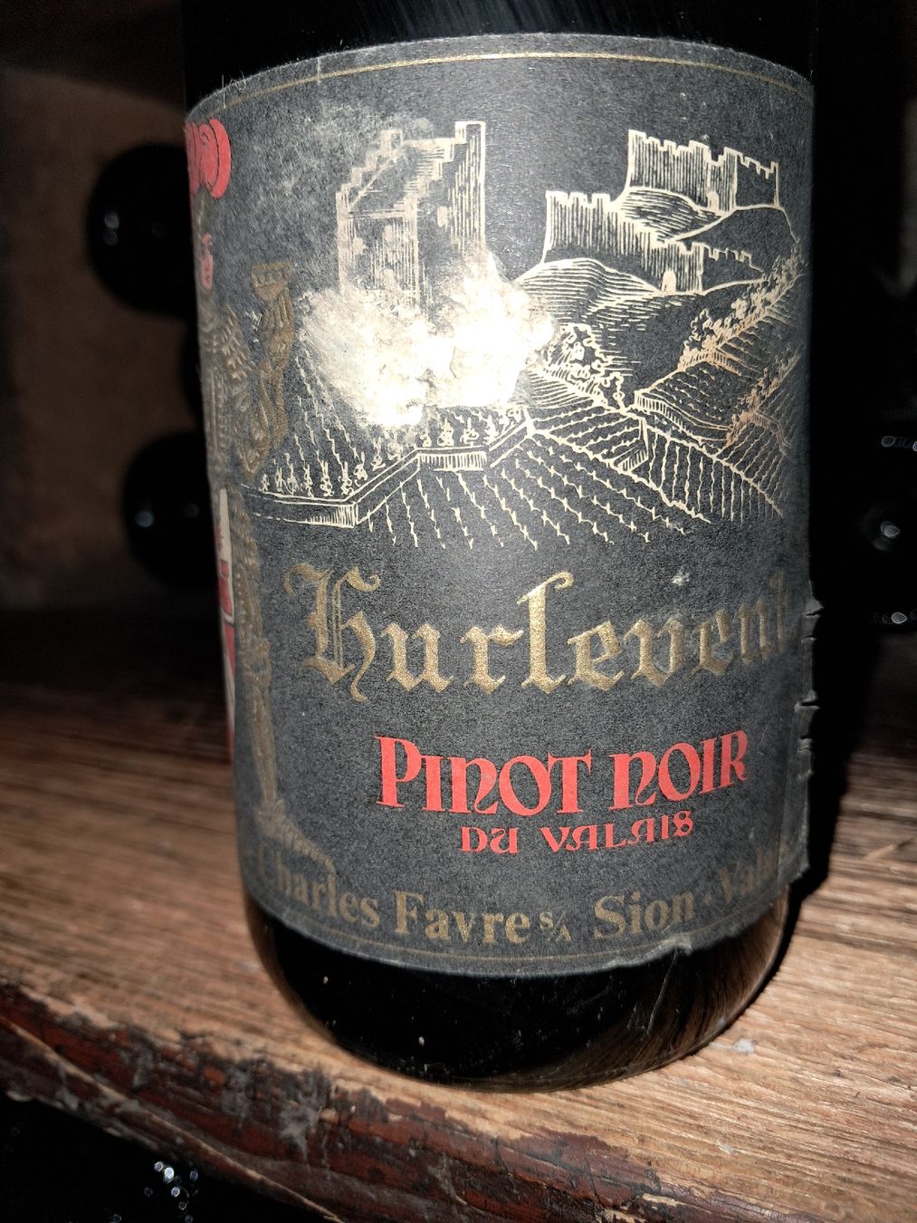 Vino: Hurlevent pinot noir du valais 1981 – Nuovo e nell'imballaggio originale da Le locle venduto da juliensaran 1