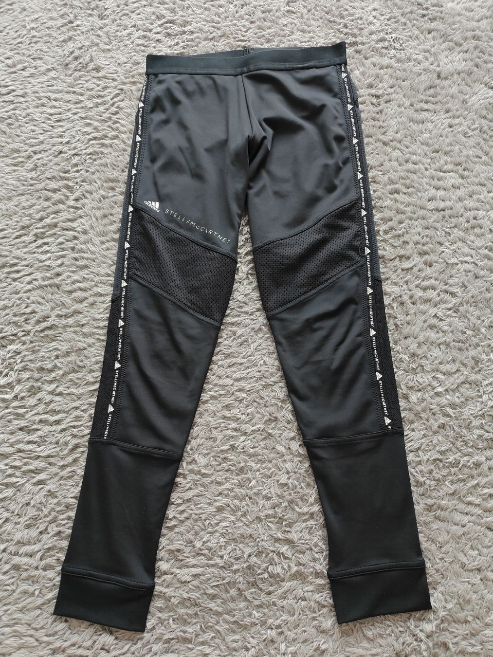 Adidas Leggings: Adidas Sport Leggins / Thights – Usato da Pieterlen venduto da Saemelili