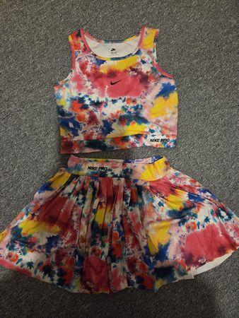 Sport Outfit Nike, Gr. 170-176, Sommer Kollektion
