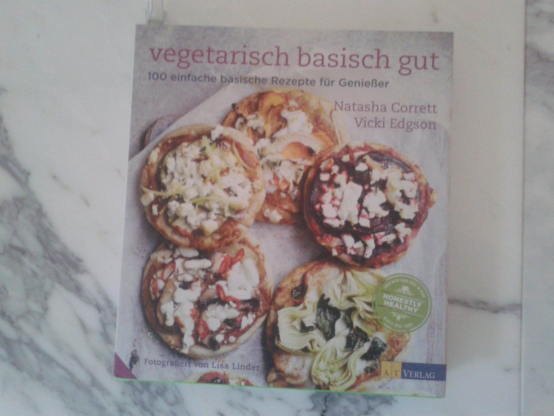 Libri: Buch: Vegetarisch basisch gut: 100 einfache Rezepte NEU – Nuovo (secondo la descrizione) da Camorino venduto da Campellino